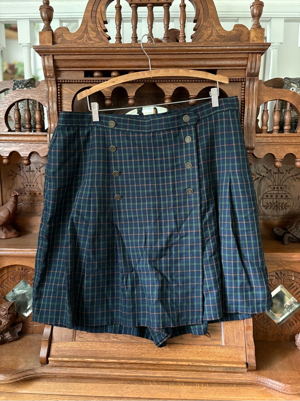 Vintage Retro 80s Plaid High-Waist Button Skort in Navy and Green
